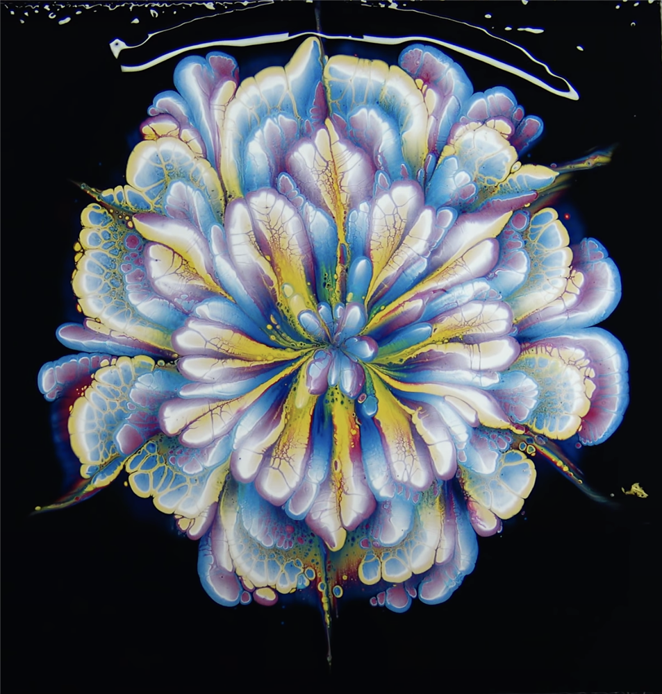 acrylic paint pouring ideas - flower
